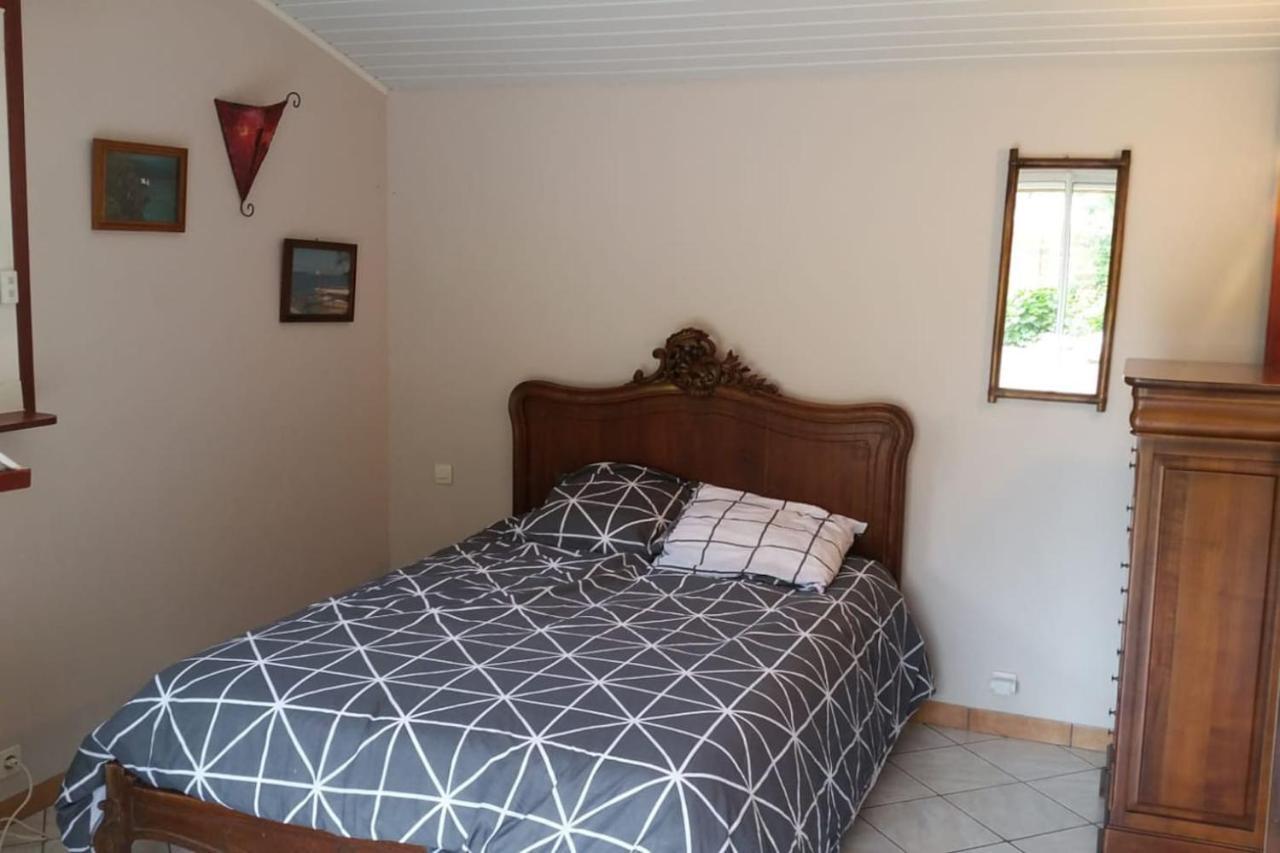 Trélévern Le Petit Cottage Entre Village Et Mer المظهر الخارجي الصورة